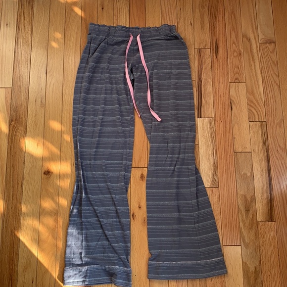 Victoria’s Secret pajama set - Picture 5 of 7